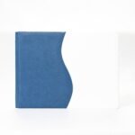 Álbum digital de ecopiel S-Line azul y blanco, portada en dos materiales