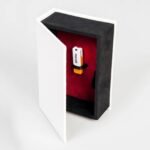 Caja para fotos 10×15 y memoria USB, exterior del muestrario FotoVmag