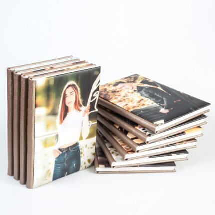 Fotolibro de graduación 25×25 cm con apertura layflat, papel Fuji Crystal Archive Professional