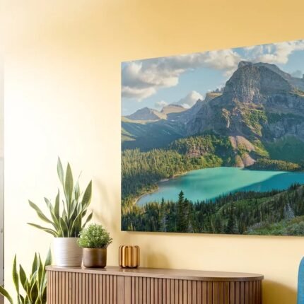 Tablou canvas premium cu ramă din lemn natural, print Canon Lucia PRO pe pânză de bumbac 330 g, montat pe perete